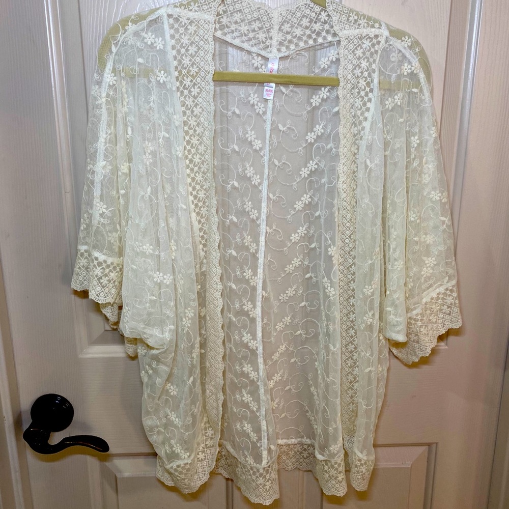 Lace boho kimono